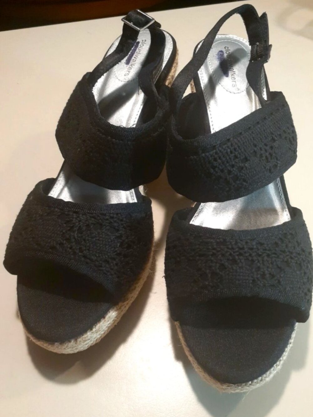 CLOUDWALKERS by AVENUE Bethany Crochet Black SANDALS ~ 10W